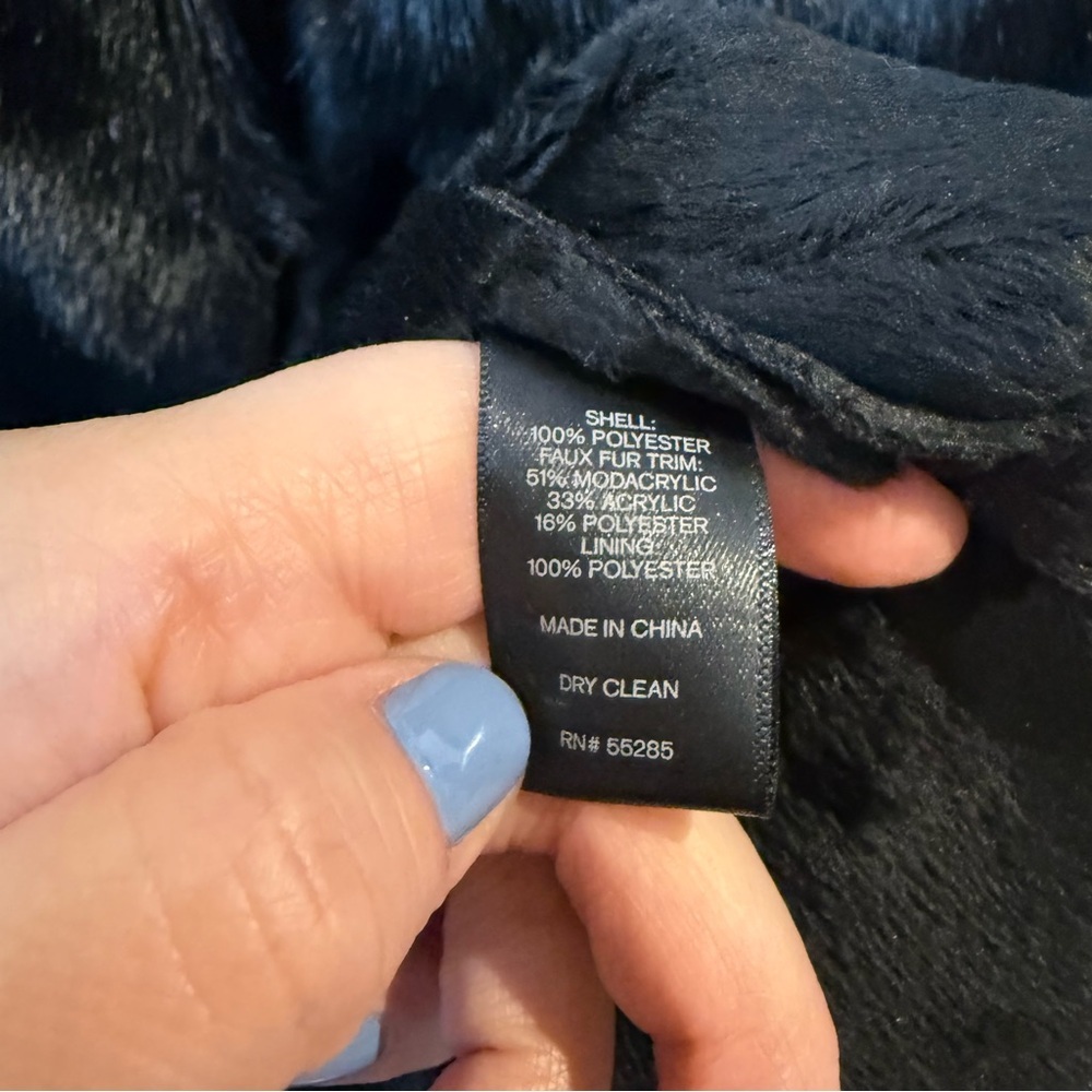 Express Black Faux Fur Oversized Collar Long Line Crackle Sueded Vest Sz L - Picture 10 of 15